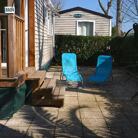 Camping Les Jardins D'elsa مكان تخييم