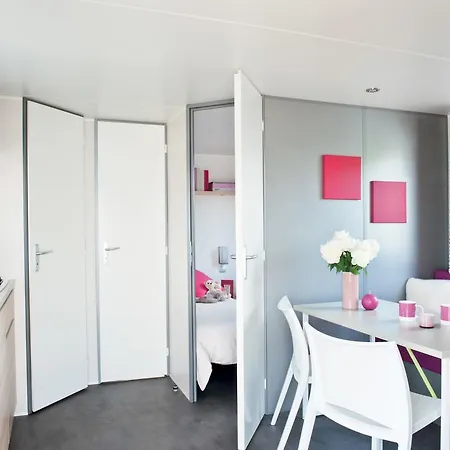 Camping Les Jardins D'elsa 3*